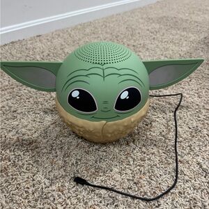Yoda blue tooth speaker